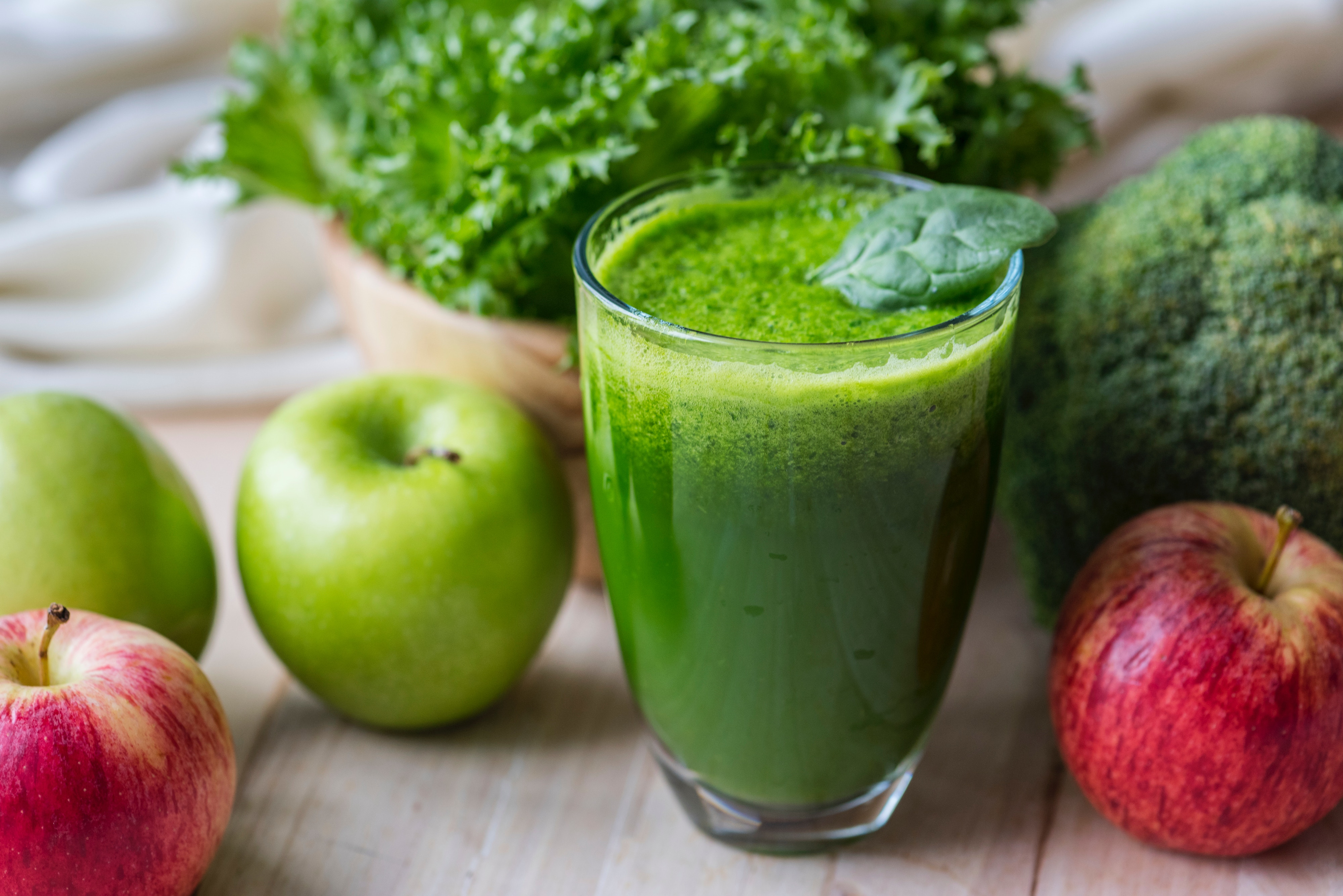 Apple and Green Juice. https://www.wocdetox.com/juice-cleanse.html